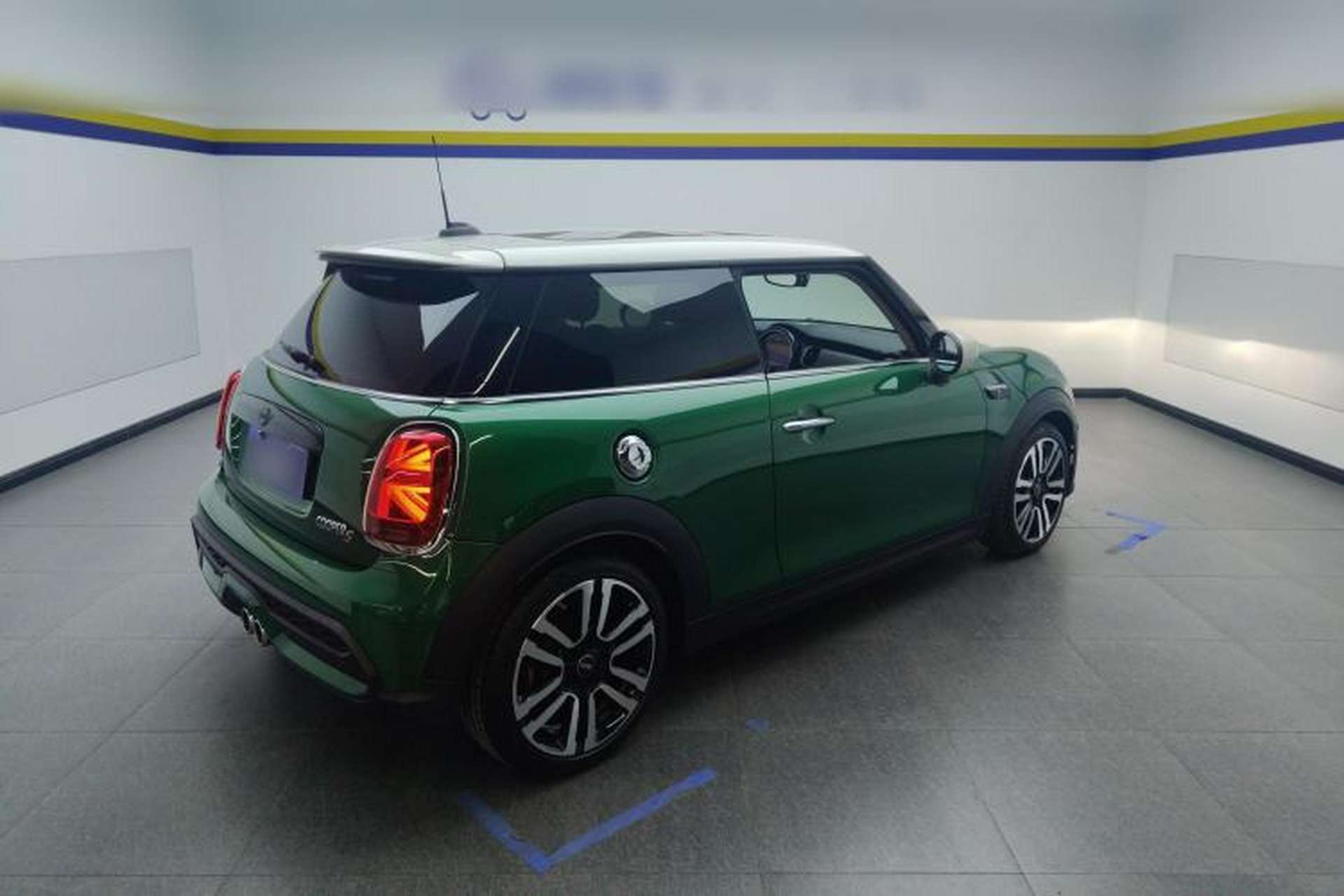 Used MINI 2022 Revised Version 2.0T COOPER S CABRIO Classic Style Rear Right 45 Deg
