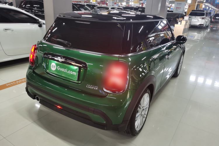 Used MINI 2022 Updated 1.5T COOPER Classic Edition Rear Right 45 Deg