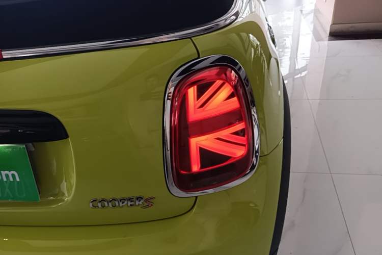 Used MINI 2022 Revised 2.0T COOPER S CABRIO Sidewalk Right Rear Taillight