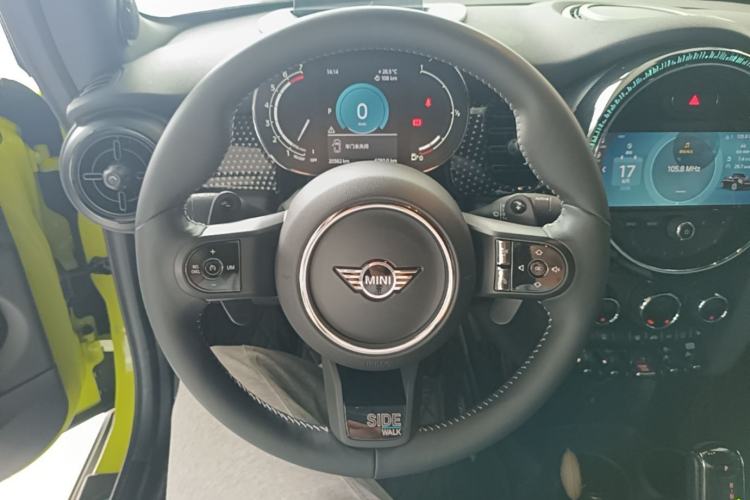 Used MINI 2022 Revised 2.0T COOPER S CABRIO Sidewalk Steering Wheel