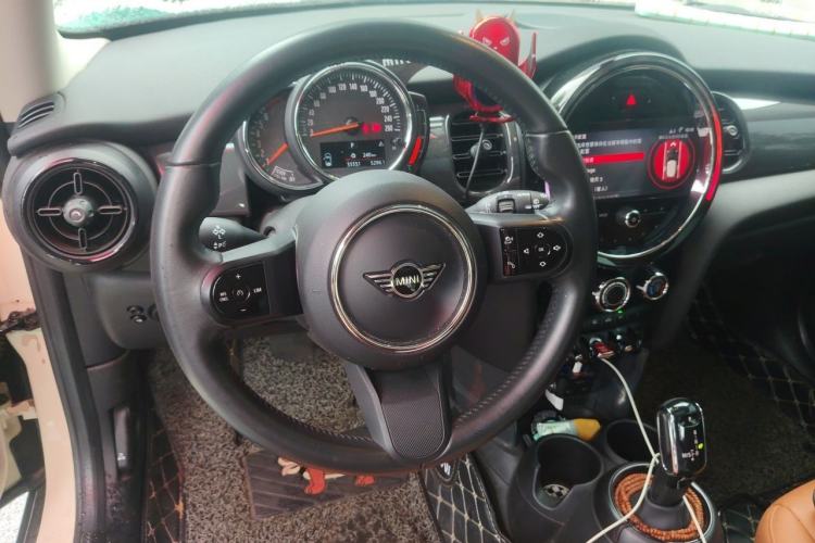 Used MINI 2022 Updated 1.5T ONE Steering Wheel