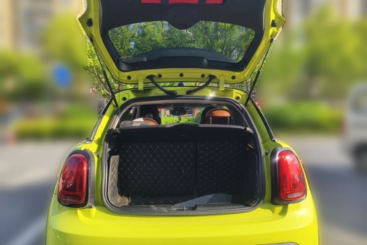 Used MINI 2022 Updated 2.0T COOPER S Artist Trunk