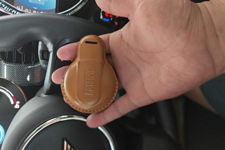 Used MINI 2022 Updated 1.5T COOPER Artist Vehicle Key