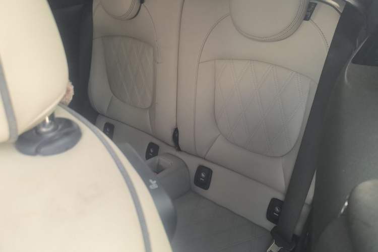 Used MINI 2022 Revised 1.5T COOPER CABRIO Classic Edition Left Rear Seat