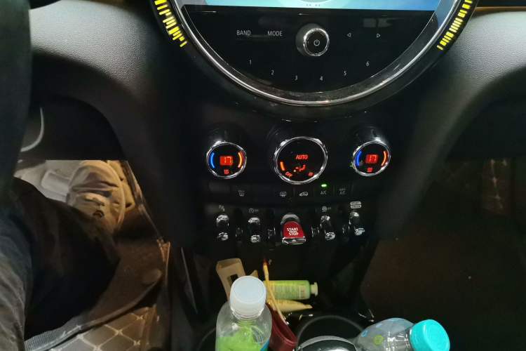 Used MINI 2022 Updated 1.5T COOPER Artist Audio And AC Panel