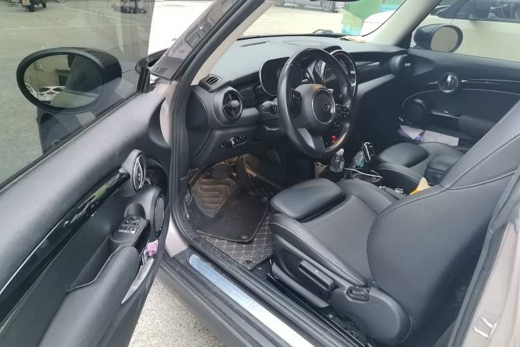 Used MINI 2022 Updated 1.5T COOPER Artist Driver Seat