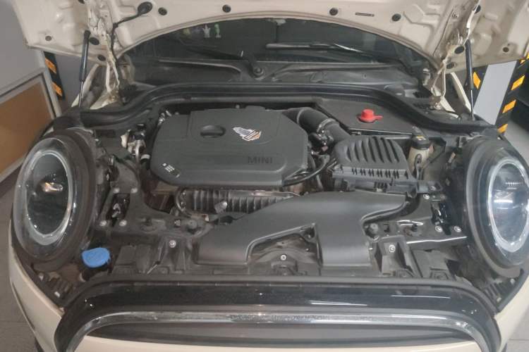 Used MINI 2022 1.5T COOPER Classic Edition Five-Door Version Engine Bay