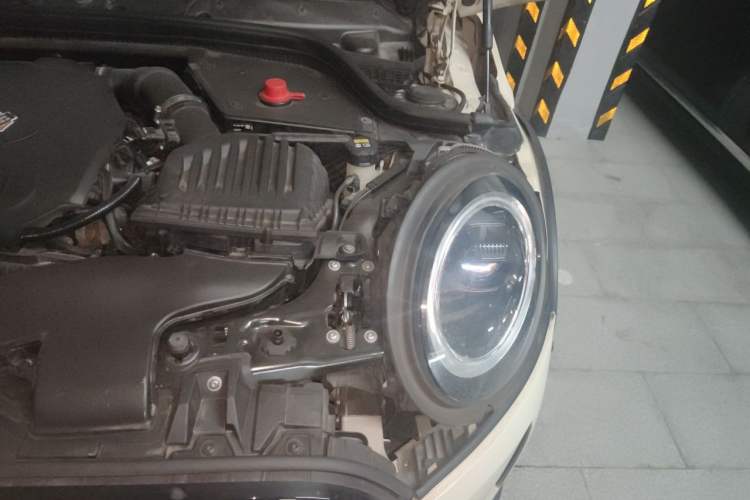 Used MINI 2022 1.5T COOPER Classic Edition Five-Door Version Engine Bay Left