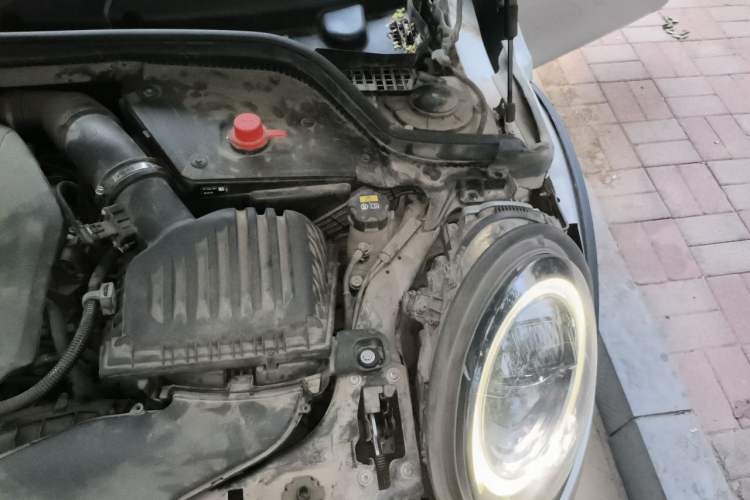 Used MINI  Engine Bay Left