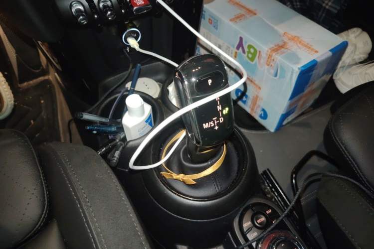 Used MINI 2022 1.5T COOPER Artist Gear Lever