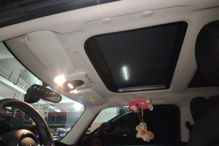 Used MINI 2022 1.5T COOPER Artist Headliner