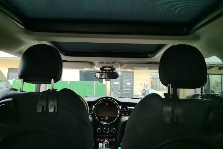 Used MINI 2022 Updated 1.5T COOPER Artist Headliner