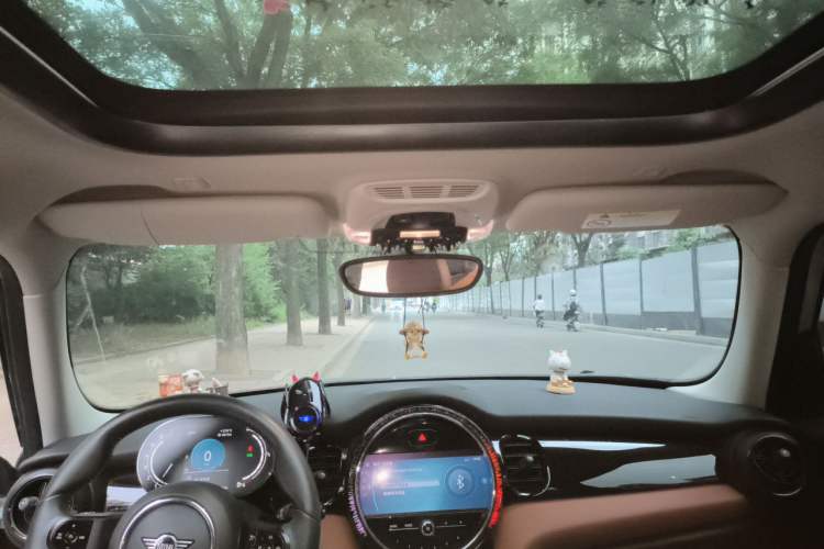 Used MINI  Headliner