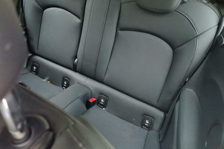 Used MINI 2022 Updated 1.5T COOPER Artist Left Rear Seat
