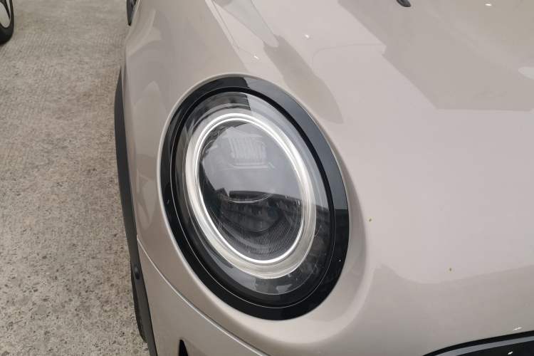Used MINI 2022 Updated 1.5T COOPER Artist Right Front Headlight