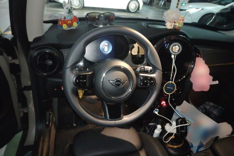 Used MINI 2022 1.5T COOPER Artist Steering Wheel