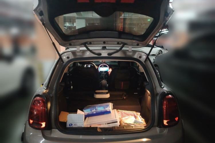 Used MINI 2022 1.5T COOPER Artist Trunk