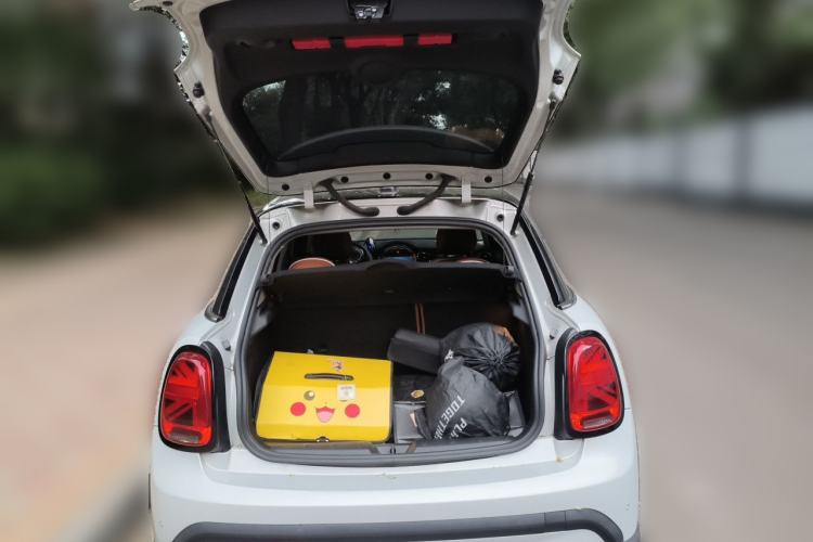 Used MINI  Trunk