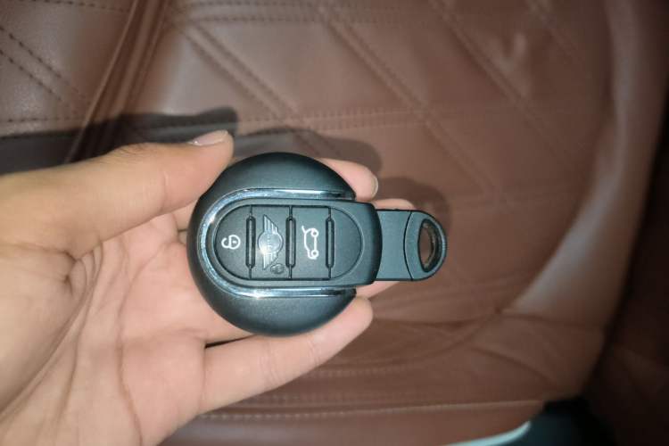 Used MINI  Vehicle Key