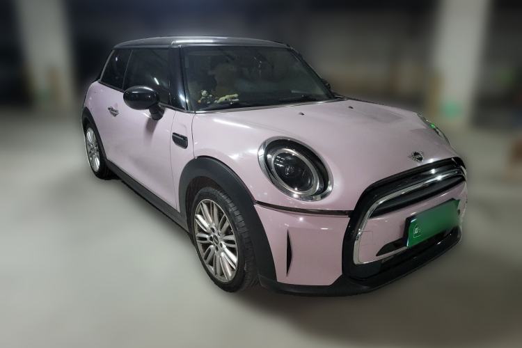 Used MINI 2022 1.5T COOPER Classic Edition Front Right 45 Deg