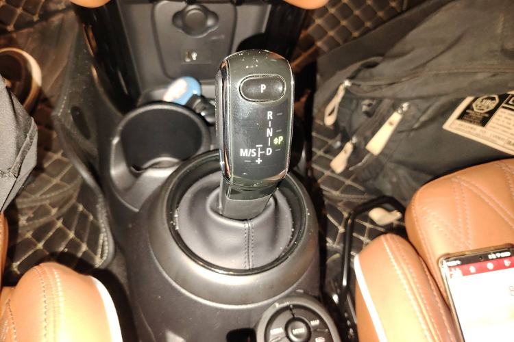 Used MINI 2022 Updated 1.5T COOPER Artist Gear Lever
