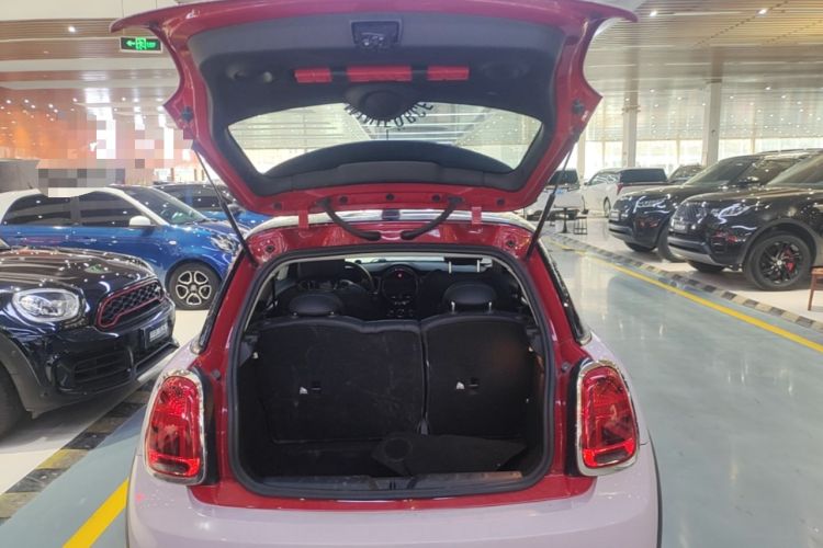 Used MINI 2022 1.5T COOPER Classic Edition Trunk