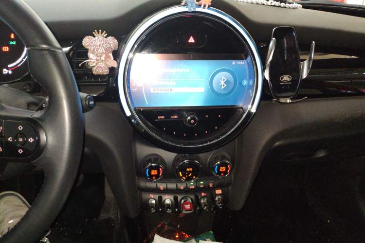 Used MINI 2022 1.5T COOPER CABRIO Classic Edition Audio And AC Panel