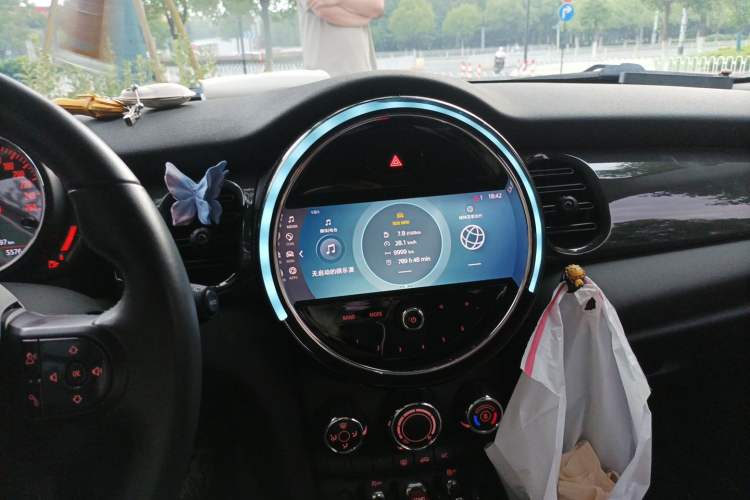 Used MINI 2022 Updated 1.5T ONE Audio And AC Panel