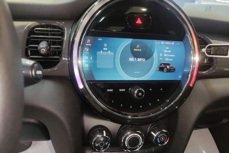 Used MINI 2022 1.5T ONE Audio And AC Panel