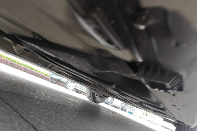Used MINI 2022 2.0T COOPER S Artist Five-Door Edition Chassis Front Left
