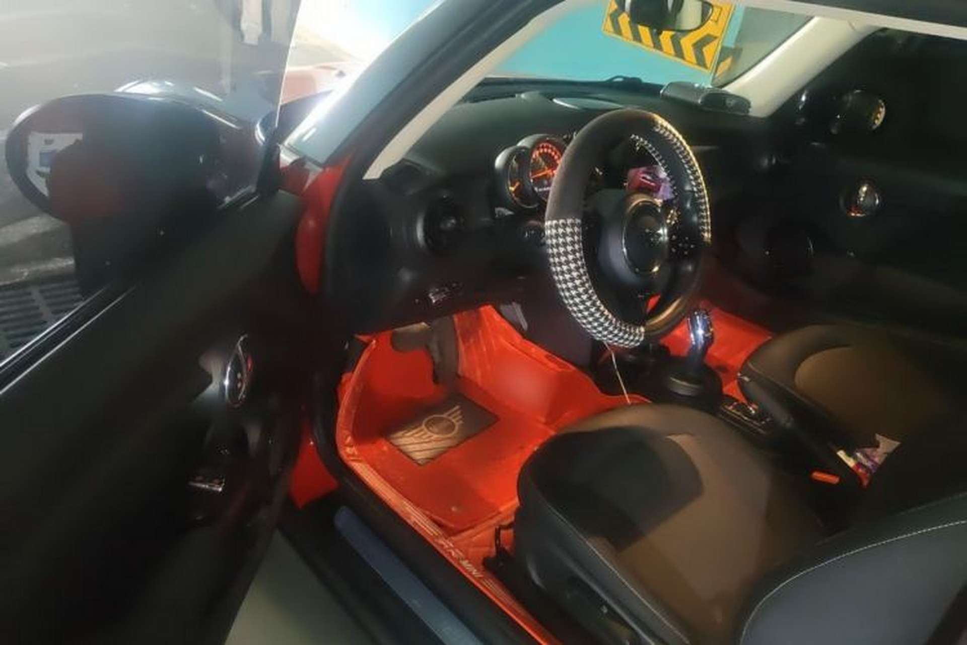 Used MINI 2022 1.5T ONE Driver Seat