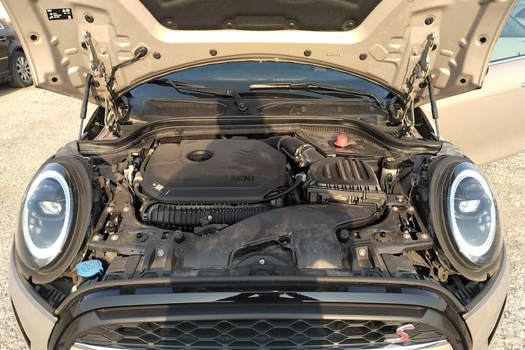 Used MINI 2022 Updated 2.0T COOPER S Artist Engine Bay