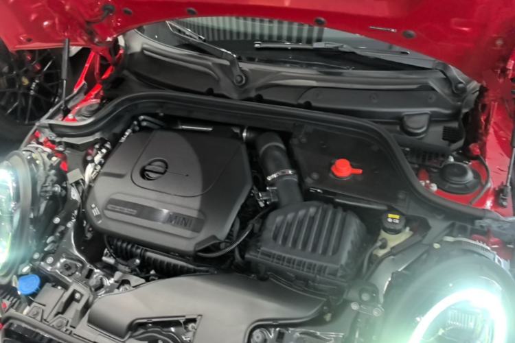 Used MINI 2022 1.5T COOPER Artist Five-Door Edition Engine Bay
