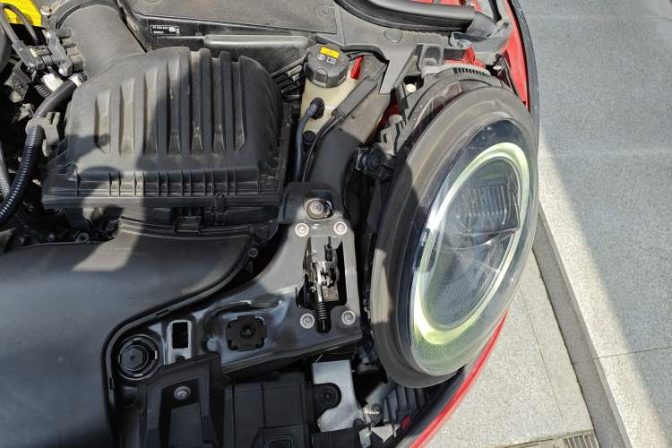 Used MINI 2022 2.0T COOPER S Artist Five-Door Edition Engine Bay Left