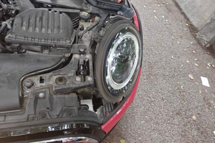 Used MINI 2022 Updated 1.5T COOPER Classic Edition Engine Bay Left