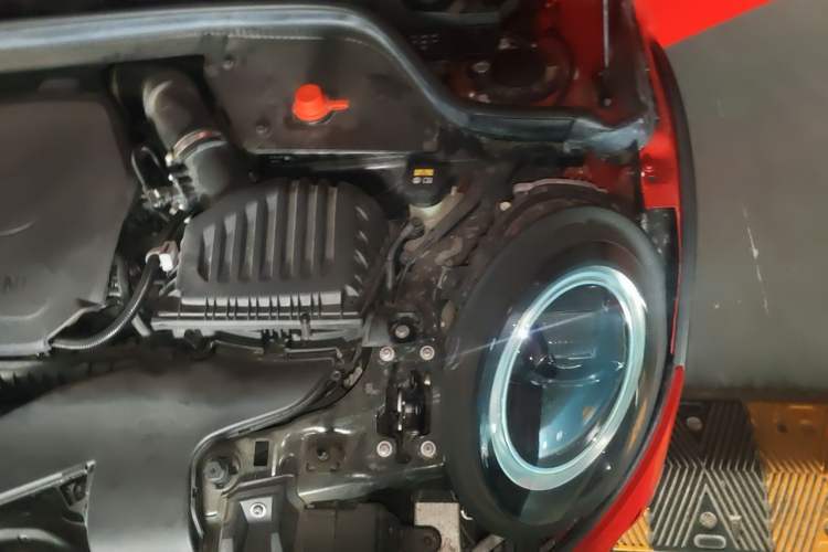Used MINI 2022 1.5T ONE Engine Bay Left
