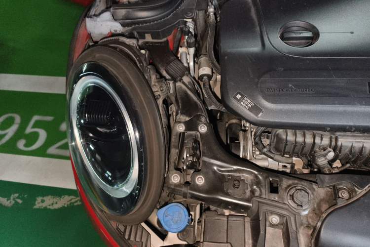 Used MINI 2022 Updated 1.5T ONE Engine Bay Right