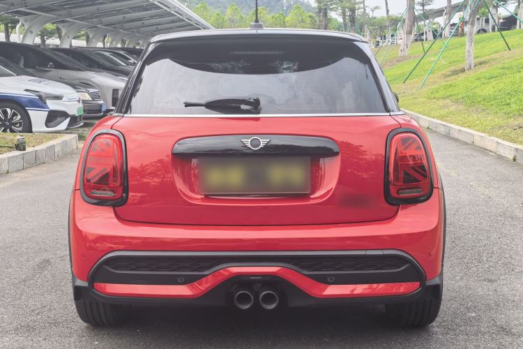Used MINI 2022 Updated 2.0T COOPER S Classic Edition Five-Door Version Exterior 2