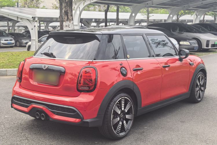 Used MINI 2022 Updated 2.0T COOPER S Classic Edition Five-Door Version Exterior 3