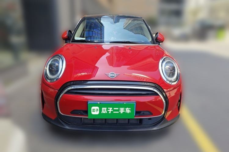 Used MINI 2022 Updated 1.5T COOPER Classic Edition Five-Door Version Front