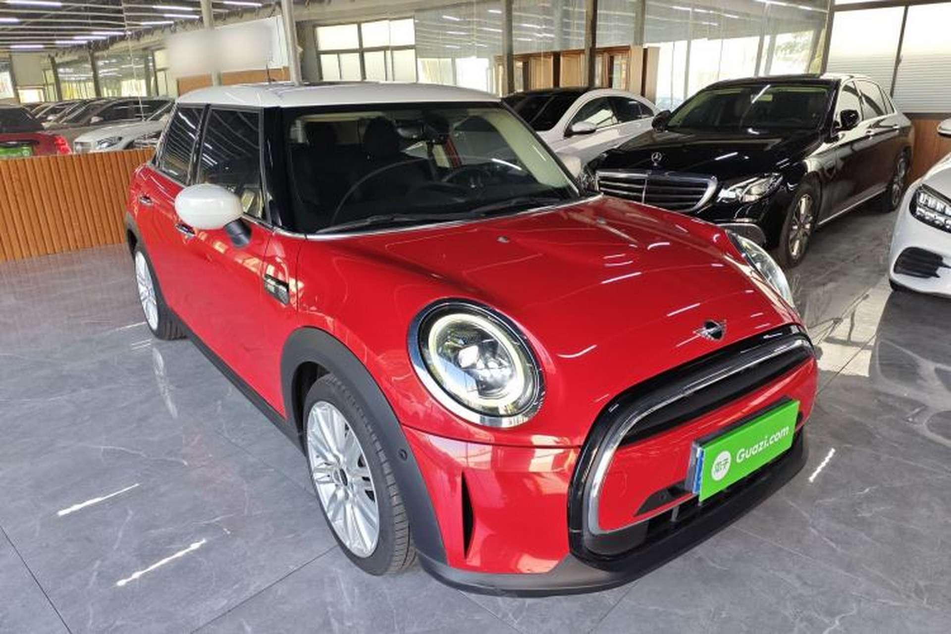 Used MINI 2022 1.5T COOPER Classic Edition Five-Door Version Front Right 45 Deg