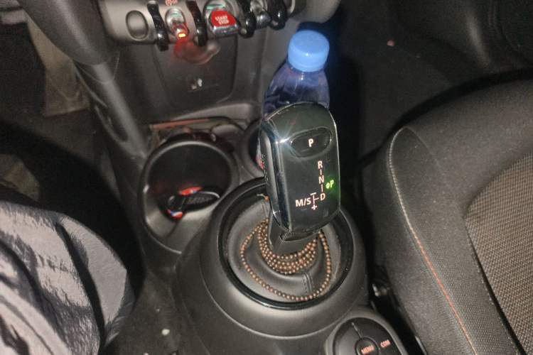 Used MINI 2022 Updated 1.5T ONE Gear Lever