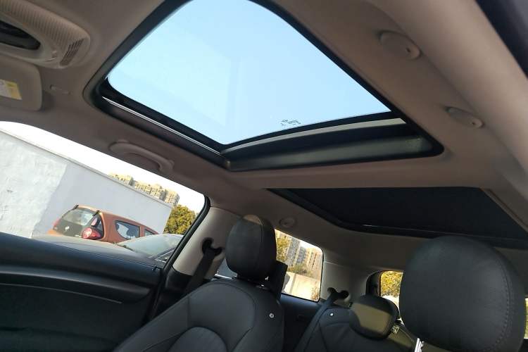 Used MINI 2022 Updated 2.0T COOPER S Artist Headliner