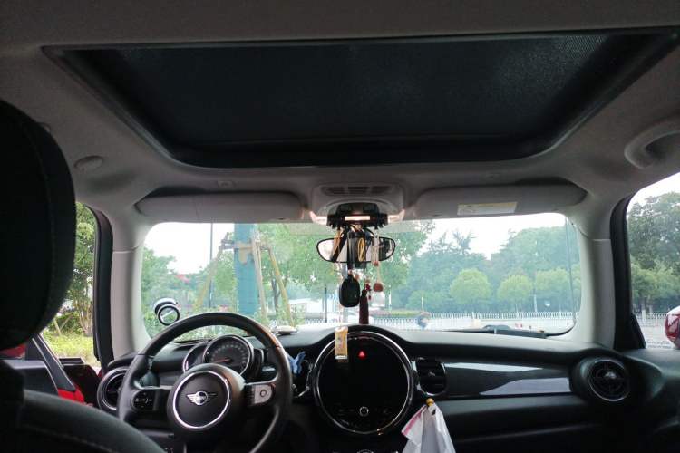 Used MINI 2022 Updated 1.5T ONE Headliner