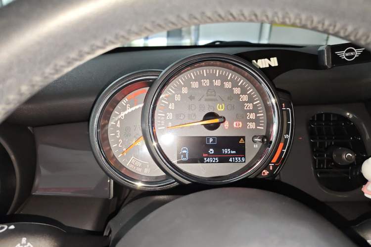 Used MINI 2022 1.5T ONE Instrument Cluster
