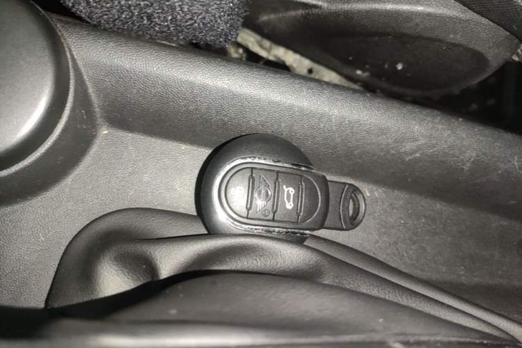Used MINI 2022 1.5T ONE Interior 1