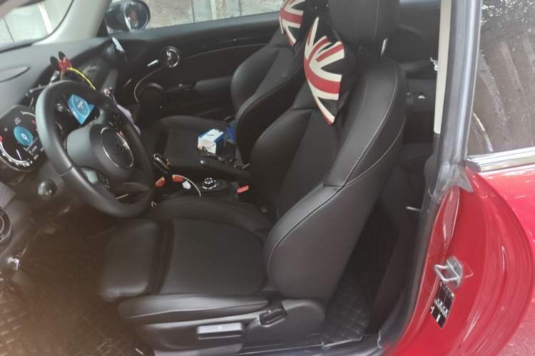 Used MINI 2022 Updated 1.5T COOPER Classic Edition Left Front Seat
