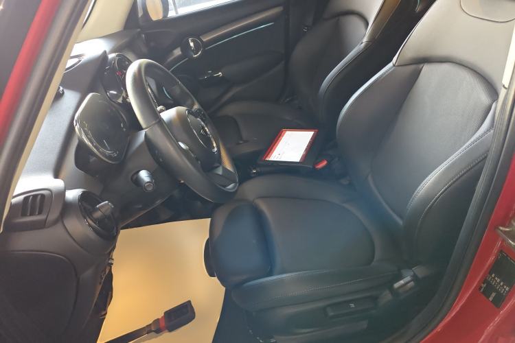 Used MINI 2022 1.5T COOPER Classic Edition Five-Door Version Left Front Seat