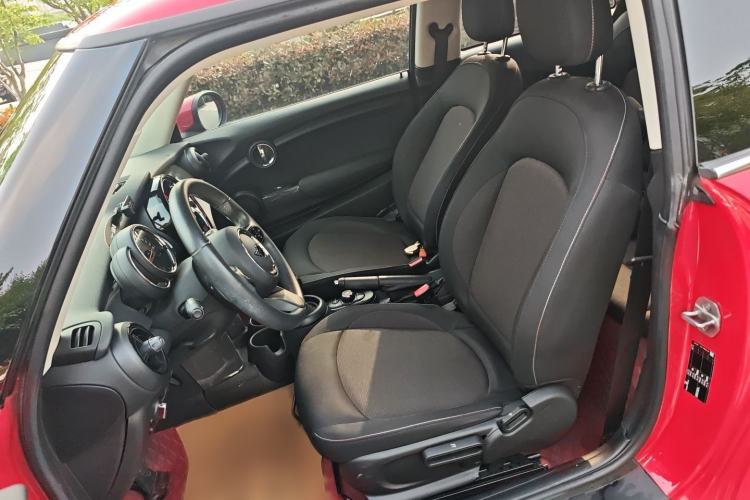 Used MINI 2022 1.5T ONE Left Front Seat