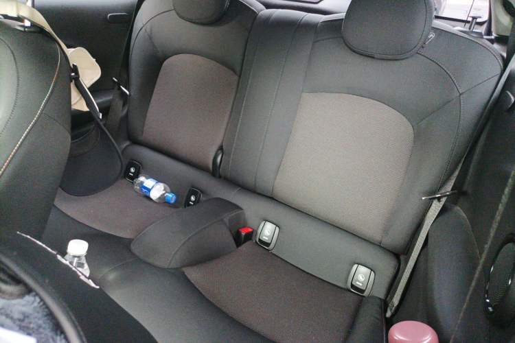 Used MINI 2022 Updated 1.5T ONE Left Rear Seat